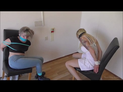 ❤️ Andevozin'ny / nofatorana sy nogadraina / tovovavy sahirana Voasary vetaveta fotsiny aminay mg.sexvideogif.ru ﹏